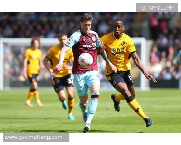 深圳羽毛球队在欧锦赛积分榜中以83分稳居第一名展现强劲实力